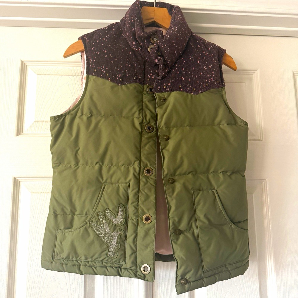 Old Navy Puffer Vest Womens Small Olive Green Bird Embroidery Y2K Frost Free